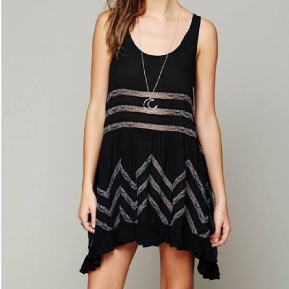 🌻 Free People Viola Lace Trapeze Slip Dress